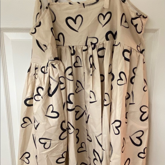 Shein Curve Dress - Picture 2 of 2